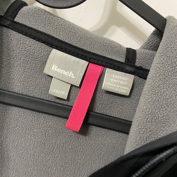 Bench Slim Fit Jacket in Black size XS - Picture 2 of 3